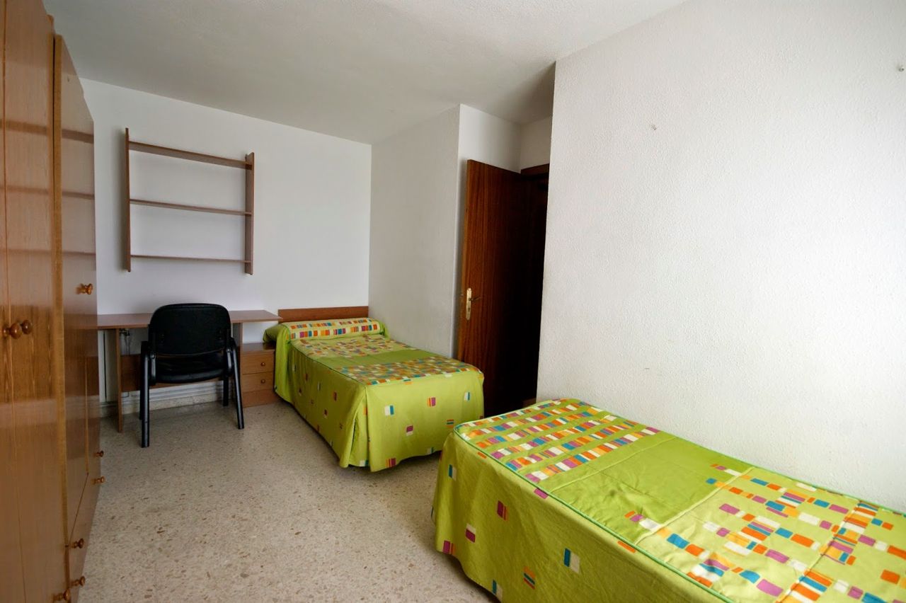 Residencia Universitaria RUSTOMAS