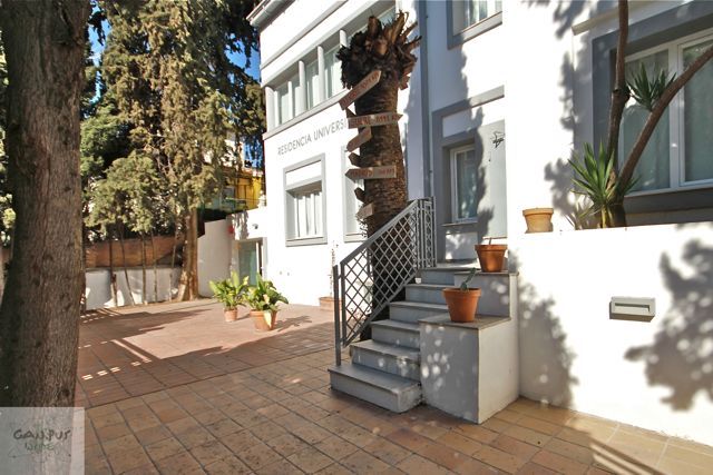 Campus Inside Residencia Universitaria