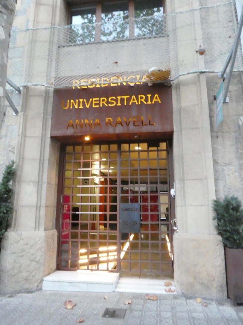 Residència Universitària Anna Ravell - Grupo Mestral