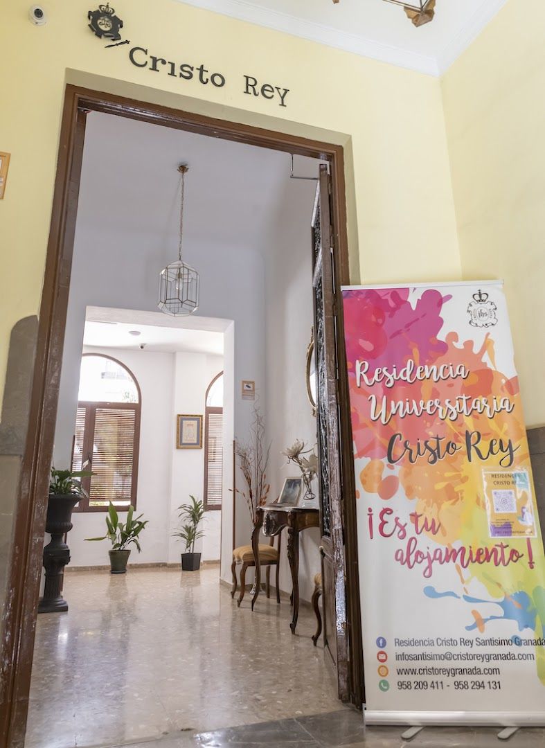 Residencia Universitaria Femenina de Cristo Rey en Granada
