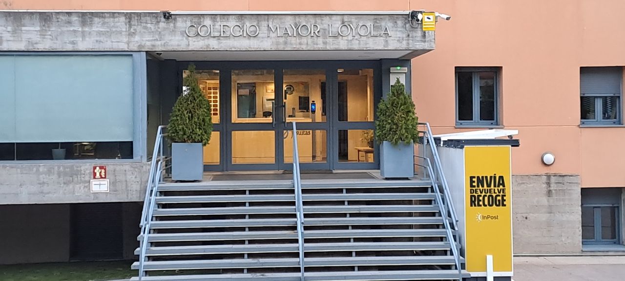 Colegio Mayor Loyola