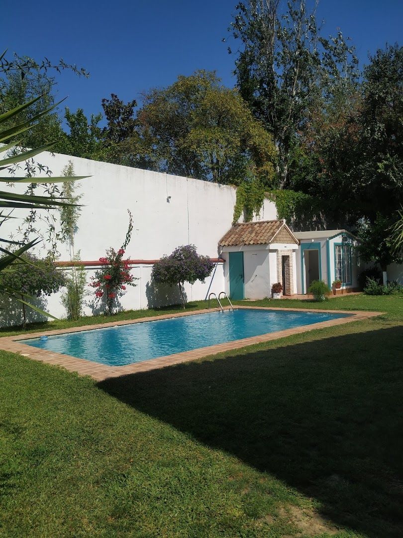 RESIDENCIA REINA MERCEDES