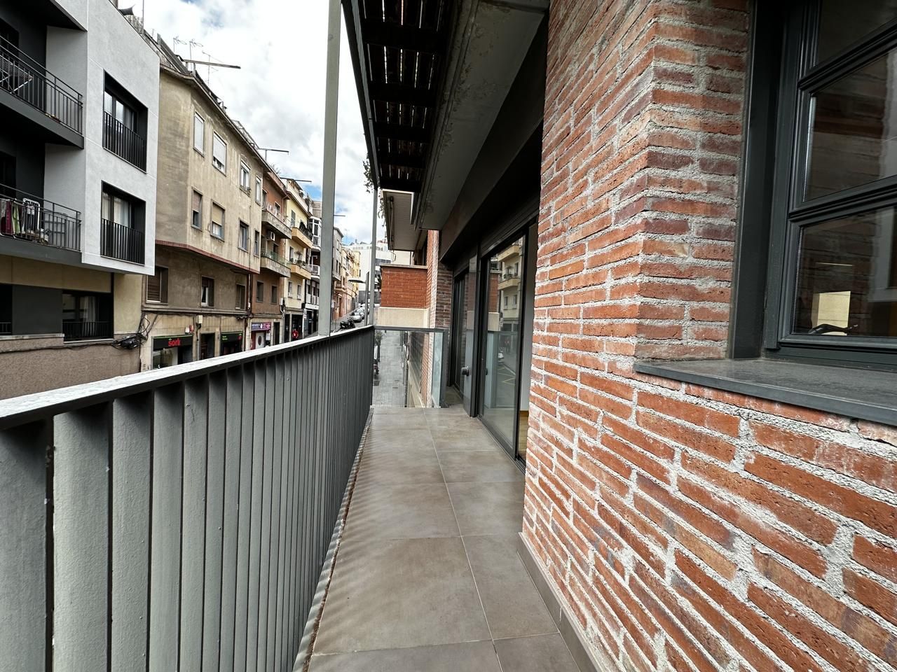 Piso en De La Muntanya - alojamiento en El Guinardó