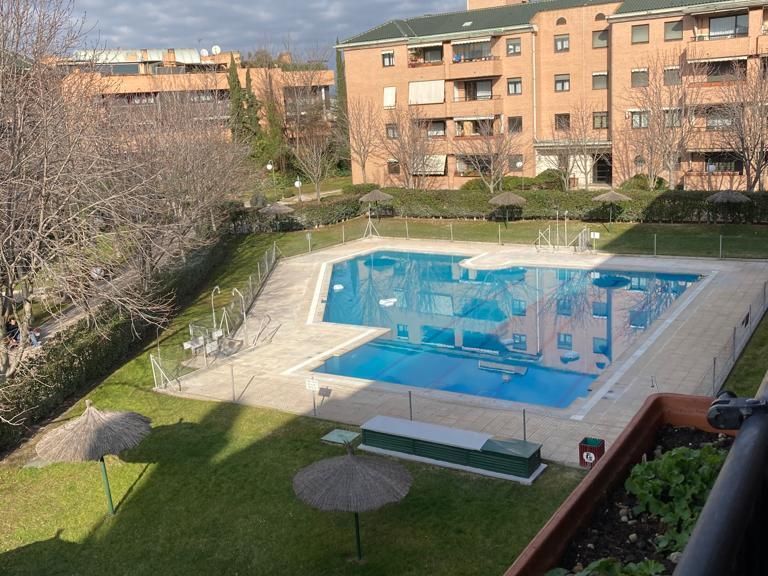 Piso en Avenida de Europa 30 - alojamiento en Aravaca