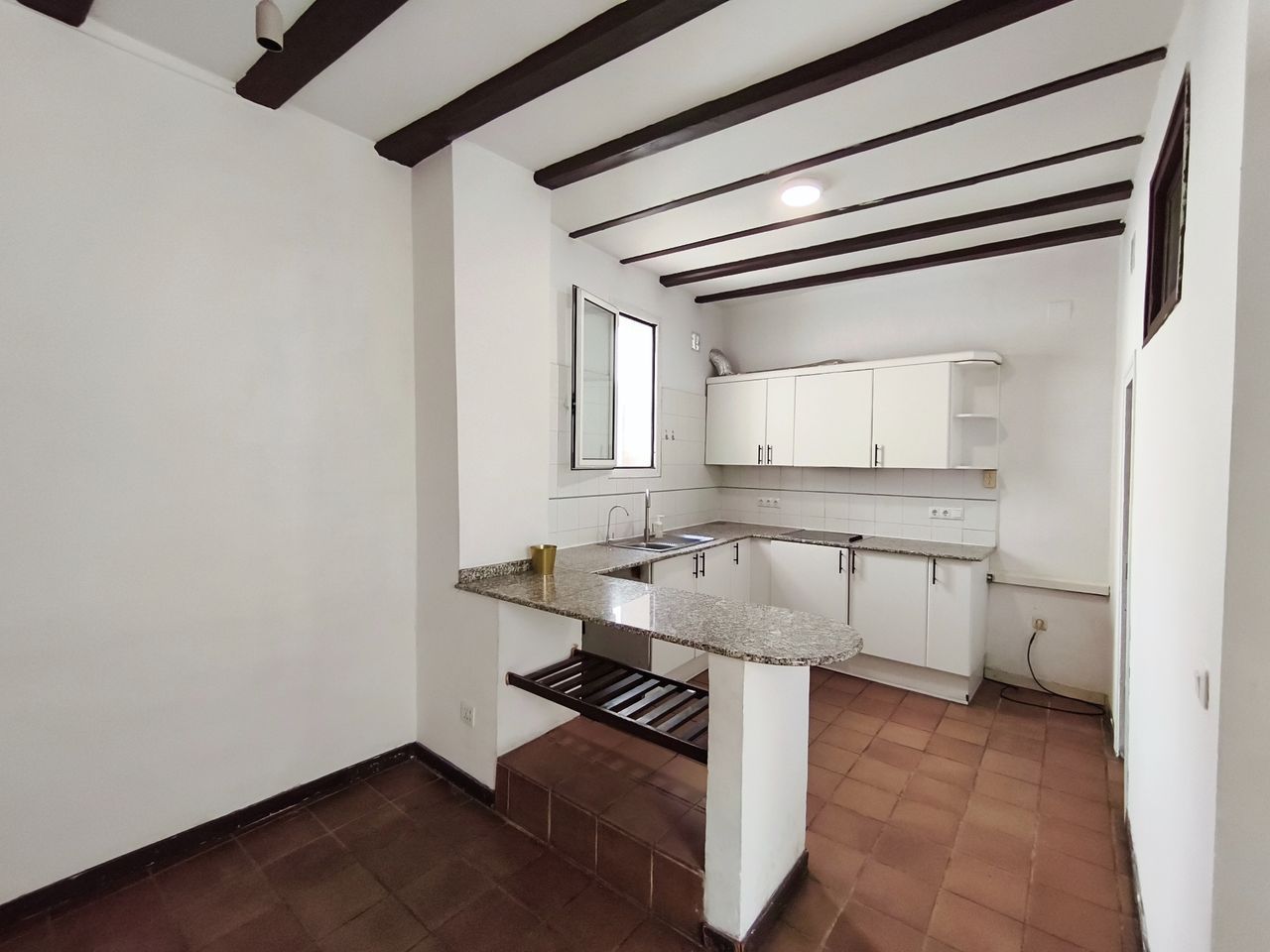 Piso en Carrer Ample 35 - alojamiento en Barri Gòtic