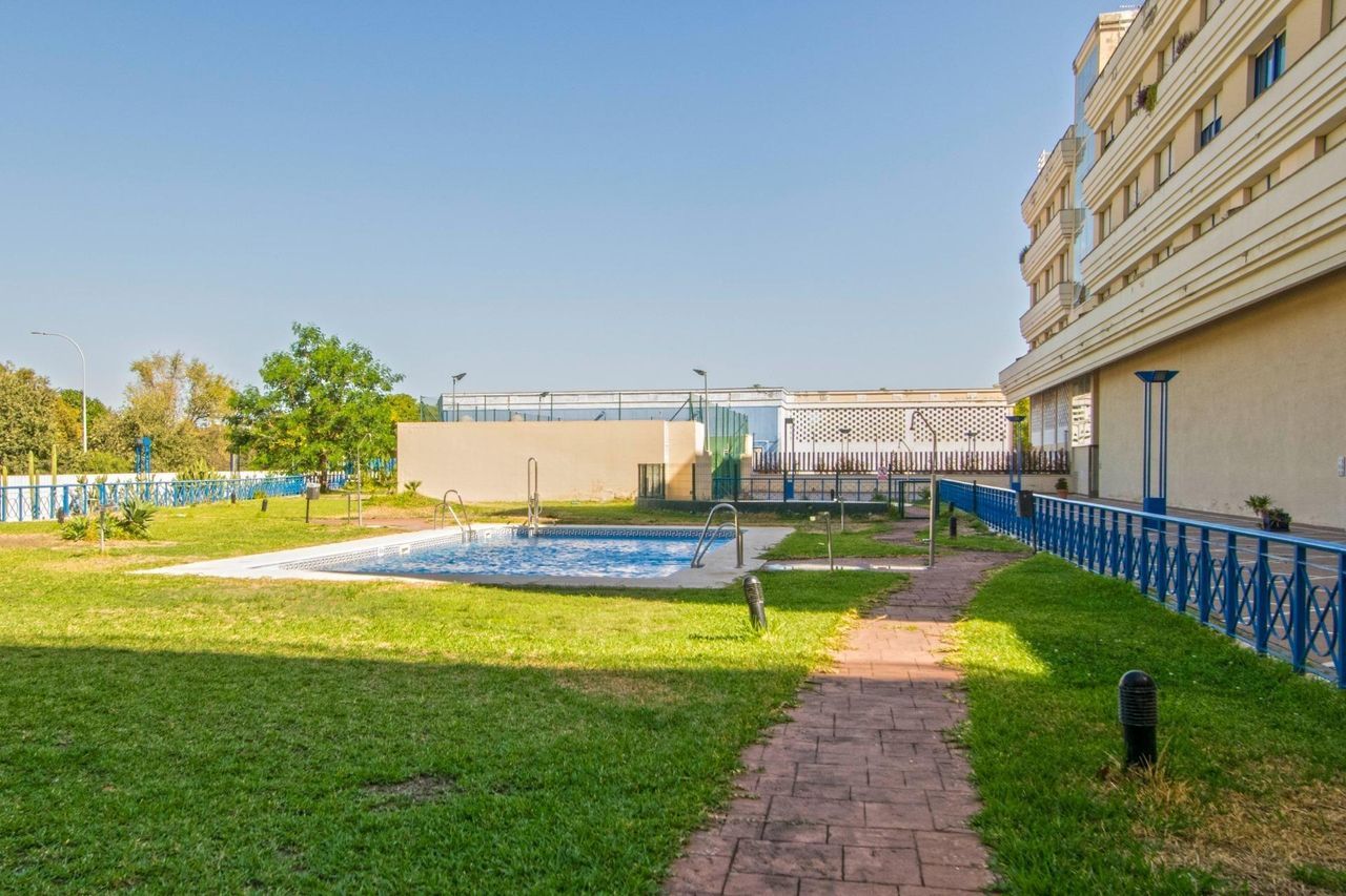 Estudio en Parque Alcosa - alojamiento en Parque Alcosa