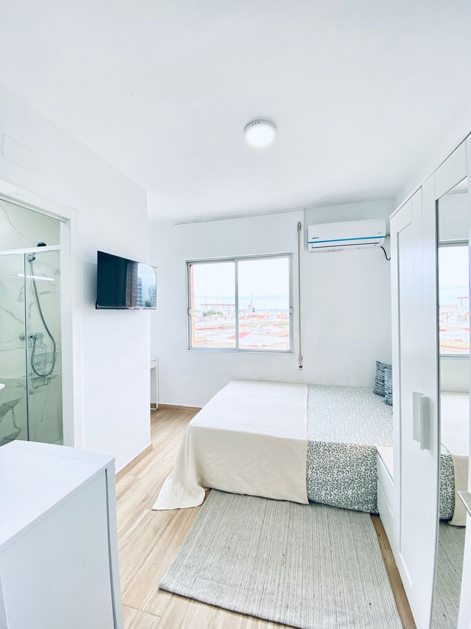 Habitación en Plaza Curro Cúchares, San Pablo, Sevilla - alojamiento en San Pablo