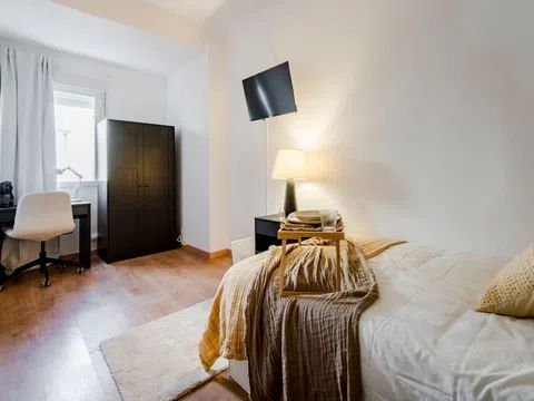 Habitación en Room in Calle de Rodríguez Marín - alojamiento en Calle de Rodríguez Marín, 67, Bernabéu-Hispanoamérica, Madrid