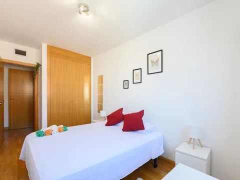 Habitación en Avenida del Camino de Santiago, 33, Las Tablas, Madrid - alojamiento para estudiantes en Room in Avenida del Camino de Santiago, 33, Las Tablas, Madrid
