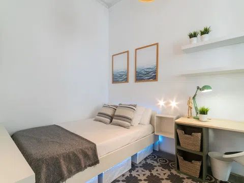 Habitación en Calle de València, 337, La Dreta de l'Eixample, Barcelona - alojamiento en Calle de València, 337, La Dreta de l'Eixample, Barcelona