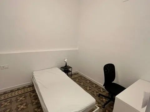 Habitación en Calle d'Aragó, 344, La Dreta de l'Eixample, Barcelona - alojamiento estudiantes en Room in Calle d'Aragó, 344, La Dreta de l'Eixample, Barcelona