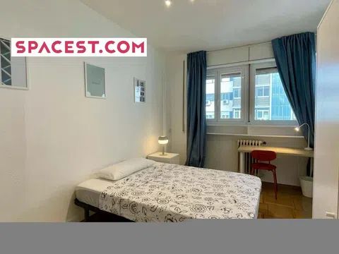 Habitación en Calle de Raimundo Fernández Villaverde, 53, Cuatro Caminos, Madrid - alojamiento para estudiantes en Room in Calle de Raimundo Fernández Villaverde, 53, Cuatro Caminos, Madrid