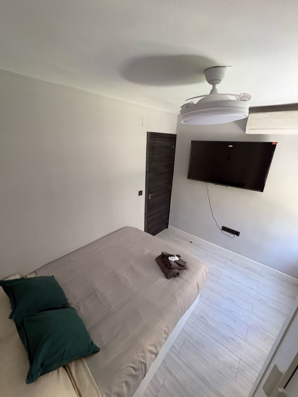 Habitación en Mangas Verdes - Las Flores - alojamiento en Mangas Verdes - Las Flores