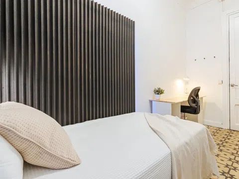 Habitación en Room in Gran Via de les Corts Catalanes - alojamiento en Gran Via de les Corts Catalanes, 761, El Fort Pienc, Barcelona