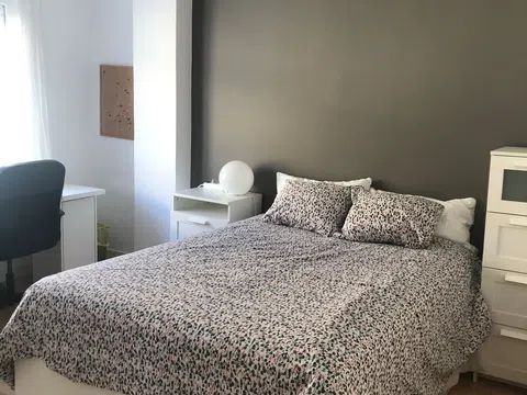 Habitación en Calle andrés piquer, 8, Universidad San Francisco, Zaragoza - alojamiento para estudiantes en Room in Calle andrés piquer, 8, Universidad San Francisco, Zaragoza