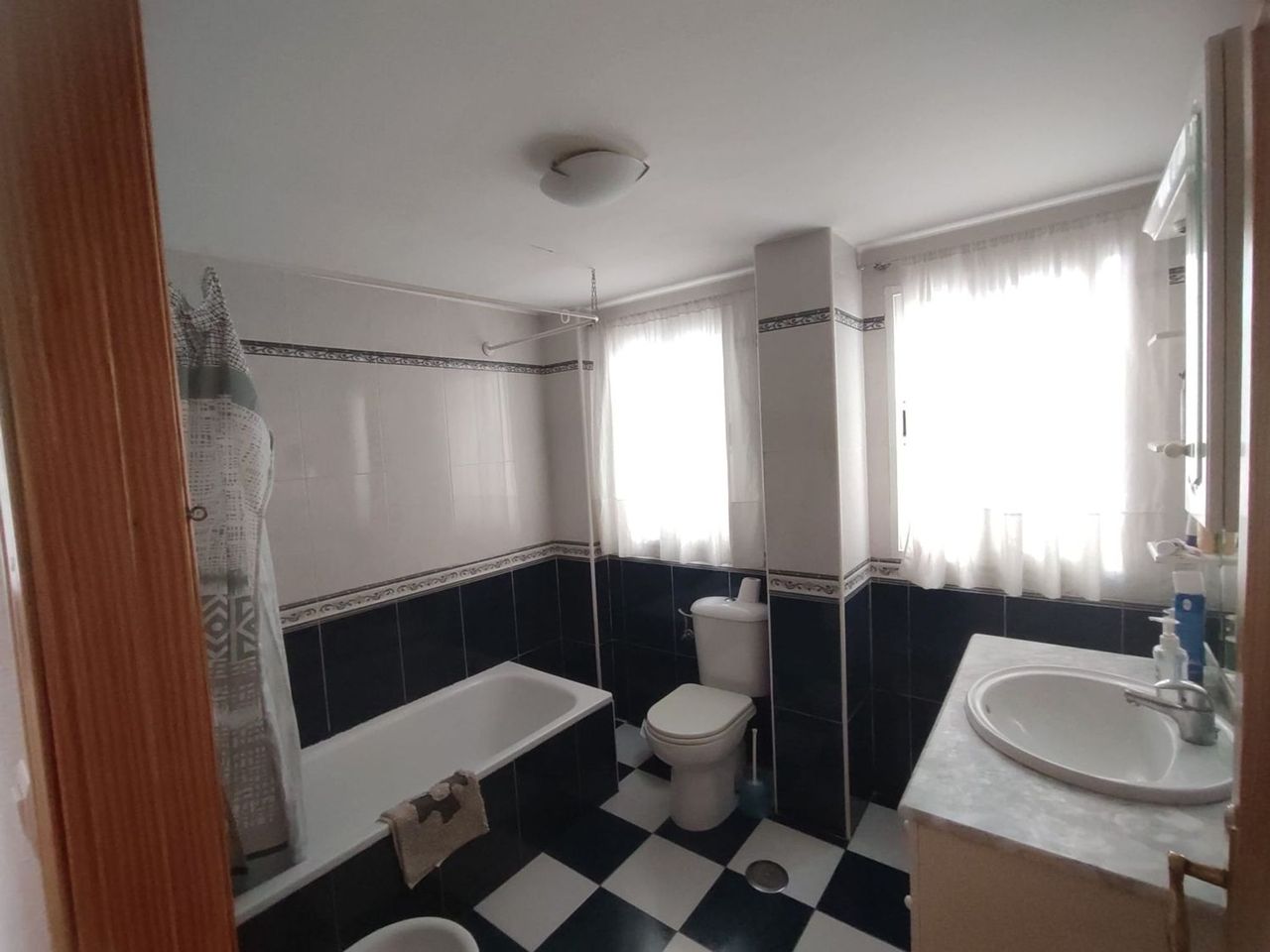Habitación en Calle Buensuceso, 51, Recogidas, Granada - alojamiento en Recogidas
