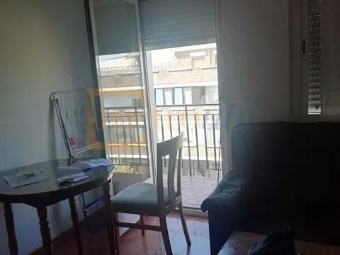 Habitación en Avenida de Filiberto Villalobos, San Bernardo, Salamanca - alojamiento para estudiantes en Room in Avenida de Filiberto Villalobos, San Bernardo, Salamanca