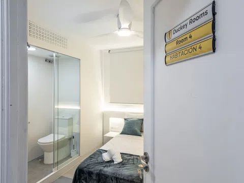 Habitación en Calle Manuel de Falla, 7, Figares, Granada - alojamiento en Calle Manuel de Falla, 7, Figares, Granada
