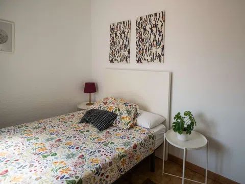 Habitación en Ronda de la Universitat, La Dreta de l'Eixample, Barcelona - alojamiento estudiantes en Room in Ronda de la Universitat, La Dreta de l'Eixample, Barcelona