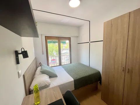 Habitación en Calle del Petirrojo, Aluche, Madrid - alojamiento en Calle del Petirrojo, Aluche, Madrid