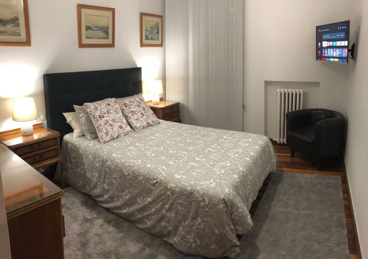 Habitación en Calle Elcano, 1, Ensanche-Moyua, Bilbao - alojamiento en Ensanche Moyua