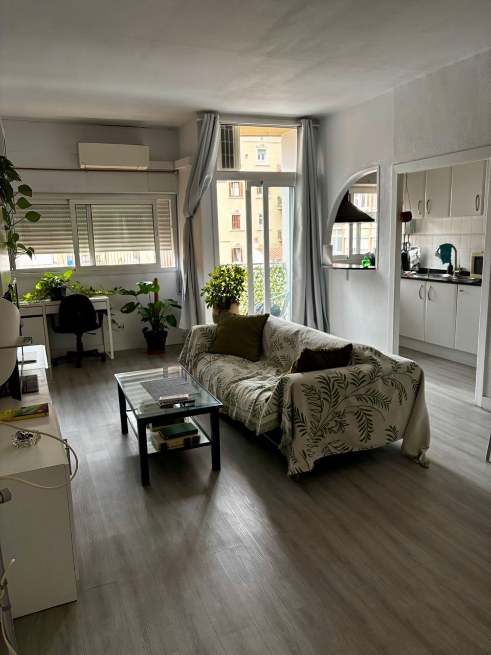Habitación en La Nova Esquerra de l'Eixample - alojamiento en La Nova Esquerra de l'Eixample