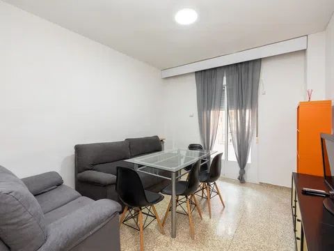 Piso en Flat / apartment in Calle Pedro Antonio de - alojamiento en Flat / apartment in Calle Pedro Antonio de Alarcón, 66, Gran Capitán, Granada