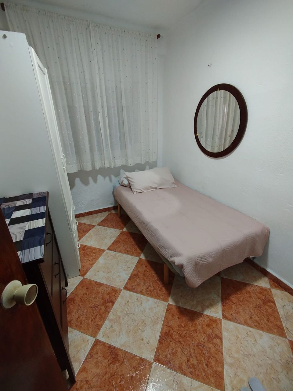 Habitación en Cruz del Humilladero - Los Tilos - alojamiento en Cruz del Humilladero - Los Tilos