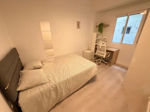 Habitación en Calle del Duc de Gaeta, 58, Aiora, València - alojamiento en Calle del Duc de Gaeta, 58, Aiora, València