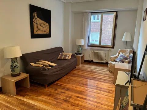 Habitación en Calle Iparraguirre, 62, Zona Indautxu, Bilbao - alojamiento para estudiantes en Room in Calle Iparraguirre, 62, Zona Indautxu, Bilbao