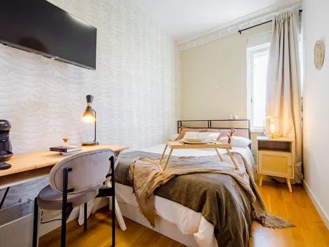 Habitación en Plaza de Manuel Becerra, 15, Fuente del Berro, Madrid - alojamiento para estudiantes en Room in Plaza de Manuel Becerra, 15, Fuente del Berro, Madrid