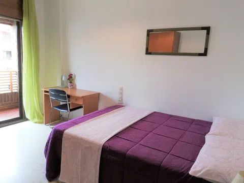 Habitación en Calle Obispo Hurtado, 9, Recogidas, Granada - alojamiento en Calle Obispo Hurtado, 9, Recogidas, Granada
