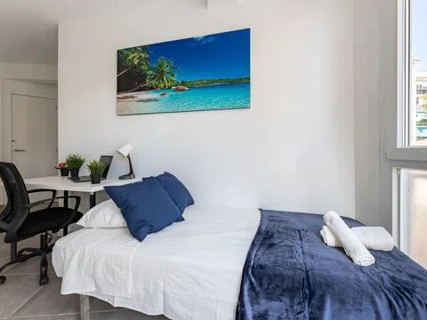 Habitación en Camino Suárez, Suárez, Málaga - alojamiento para estudiantes en Room in Camino Suárez, Suárez, Málaga