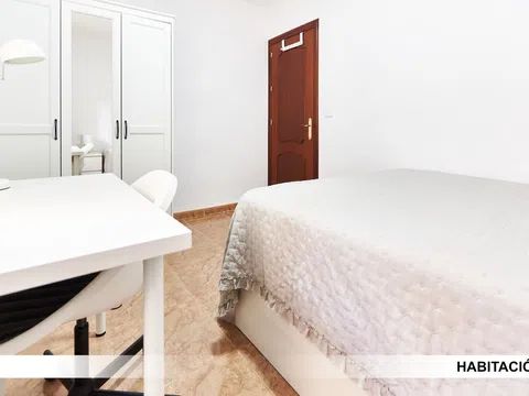 Habitación en Lopez de Gomara, 51, López de Gomara, Sevilla - alojamiento en Lopez de Gomara, 51, López de Gomara, Sevilla