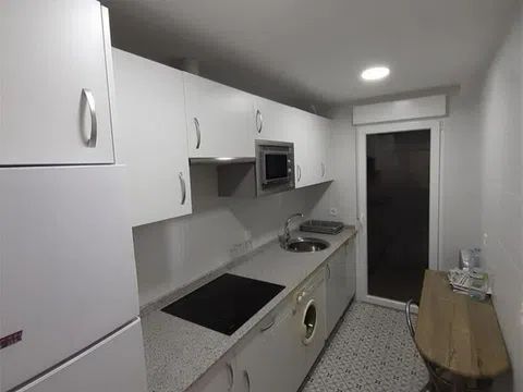 Habitación en Calle Vitigudino, Carmelitas, Salamanca - alojamiento para estudiantes en Room in Calle Vitigudino, Carmelitas, Salamanca