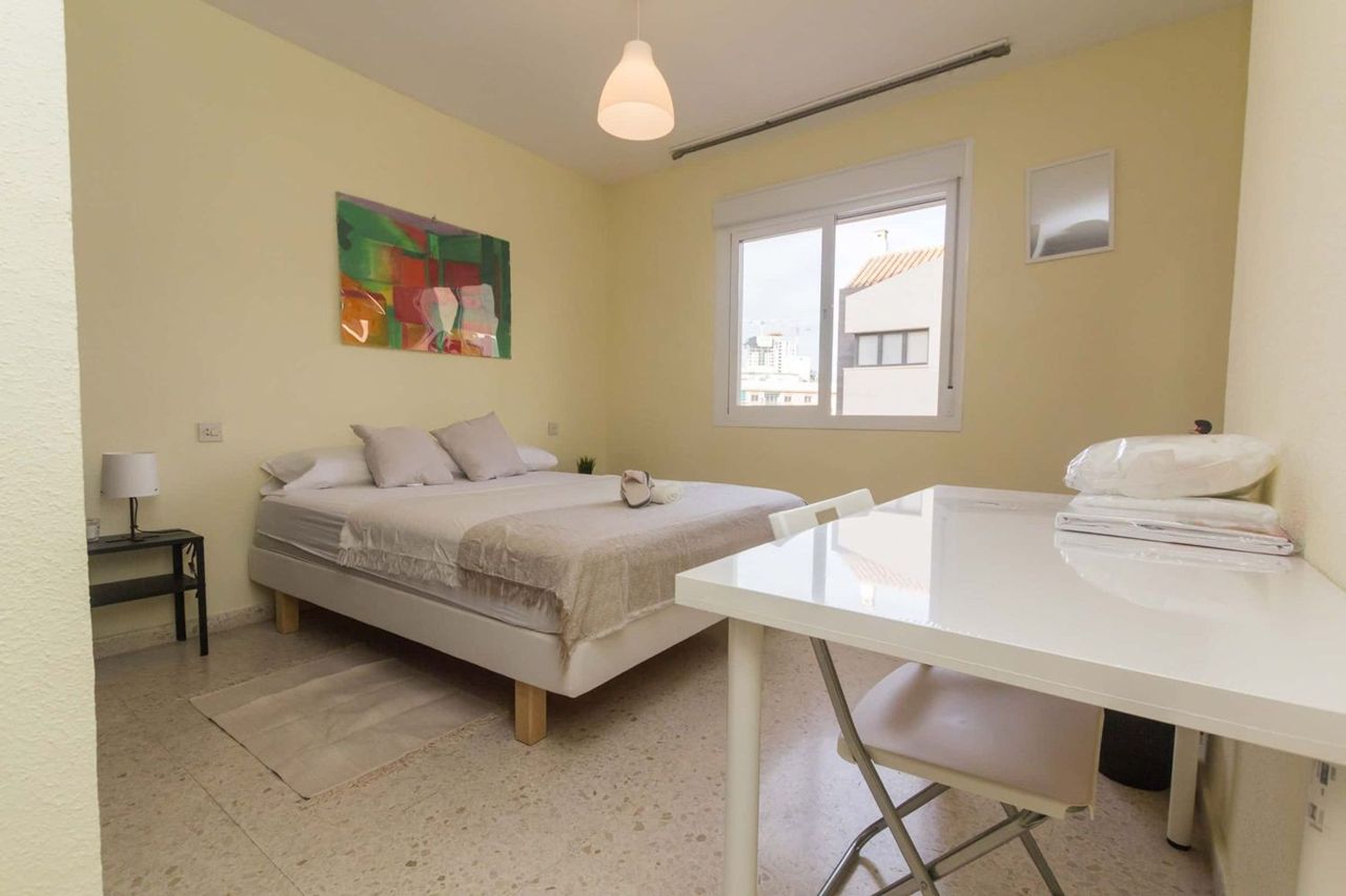 Habitación en Alameda de Capuchinos, 8, El Ejido, Málaga - alojamiento en El Ejido