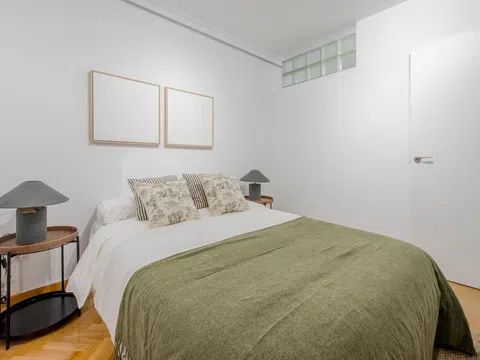Habitación en Calle de Federico Moreno Torroba, 9, Adelfas, Madrid - alojamiento en Calle de Federico Moreno Torroba, 9, Adelfas, Madrid