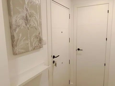 Habitación en Calle de Héroes del Silencio, 8 10, Paseo Sagasta, Zaragoza - alojamiento para estudiantes en Room in Calle de Héroes del Silencio, 8 10, Paseo Sagasta, Zaragoza