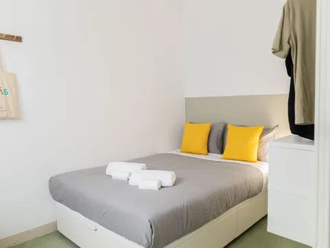 Habitación en Calle de Muntaner, Sant Gervasi - Galvany, Barcelona - alojamiento en Calle de Muntaner, Sant Gervasi - Galvany, Barcelona