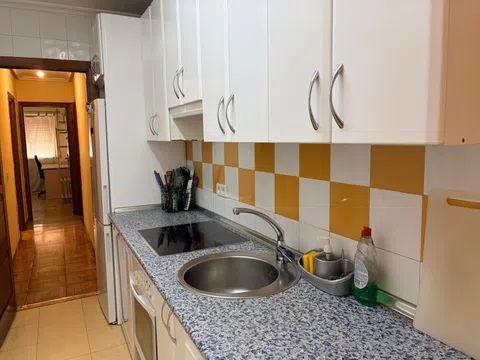 Habitación en Calle Bordadores, San Vicente-Las Úrsulas, Salamanca - alojamiento en Calle Bordadores, San Vicente-Las Úrsulas, Salamanca