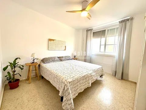 Piso en Flat / apartment in Avenida Juan Sebastián - alojamiento en Flat / apartment in Avenida Juan Sebastián Elcano, Pedregalejo - Morlaco, Málaga