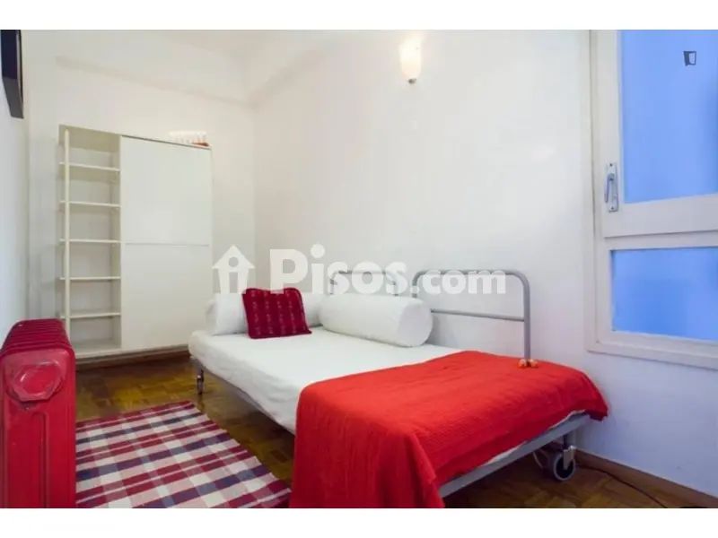 Habitación en Sant Pere-Santa Caterina-La Ribera - alojamiento para estudiantes en Sant Pere-Santa Caterina-La Ribera (Distrito Ciutat Vella. Barcelona Capital)