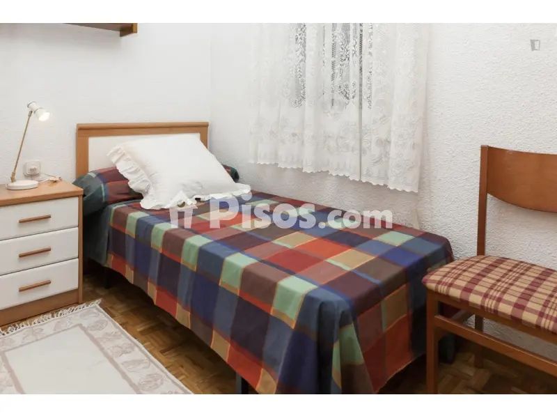 Habitación en Sants-Montjuïc - alojamiento para estudiantes en Sants-Montjuïc (Barcelona Capital)