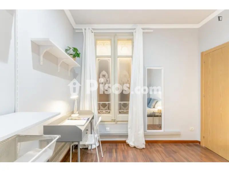 Habitación en Sant Gervasi-Galvany - alojamiento para estudiantes en Sant Gervasi-Galvany (Distrito Sarrià-Sant Gervasi. Barcelona Capital)