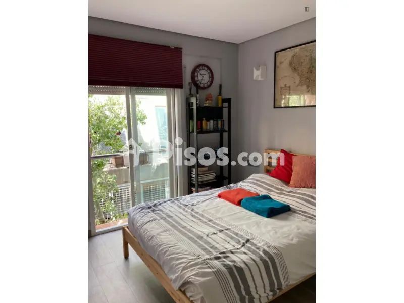 Habitación en La Sagrada Família - alojamiento para estudiantes en La Sagrada Família (Distrito Eixample. Barcelona Capital)